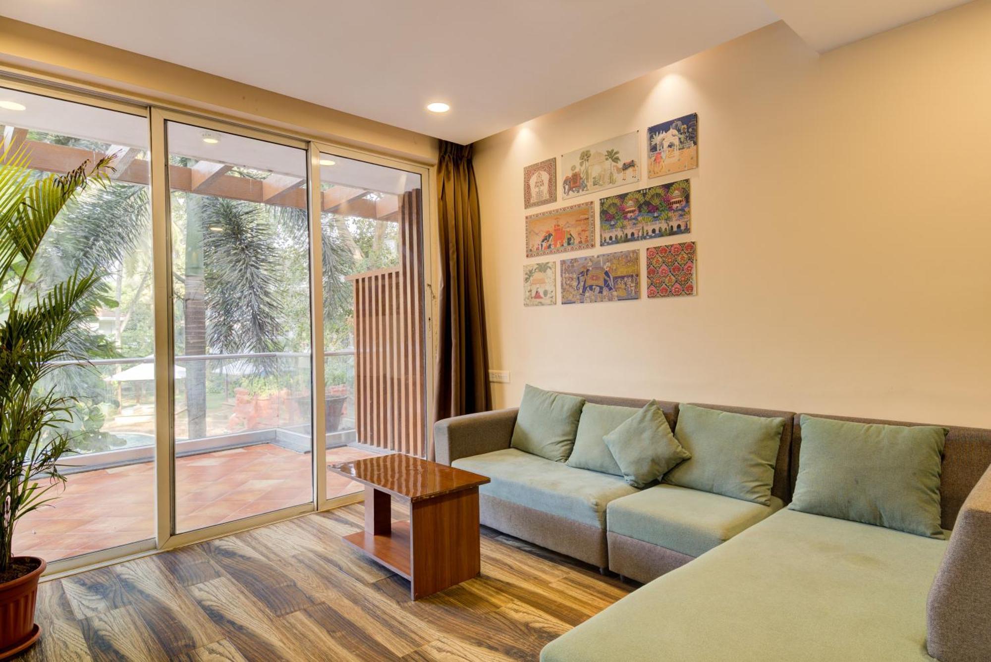 Aparthotel Eternal Wave By Happyinch à Calangute Extérieur photo