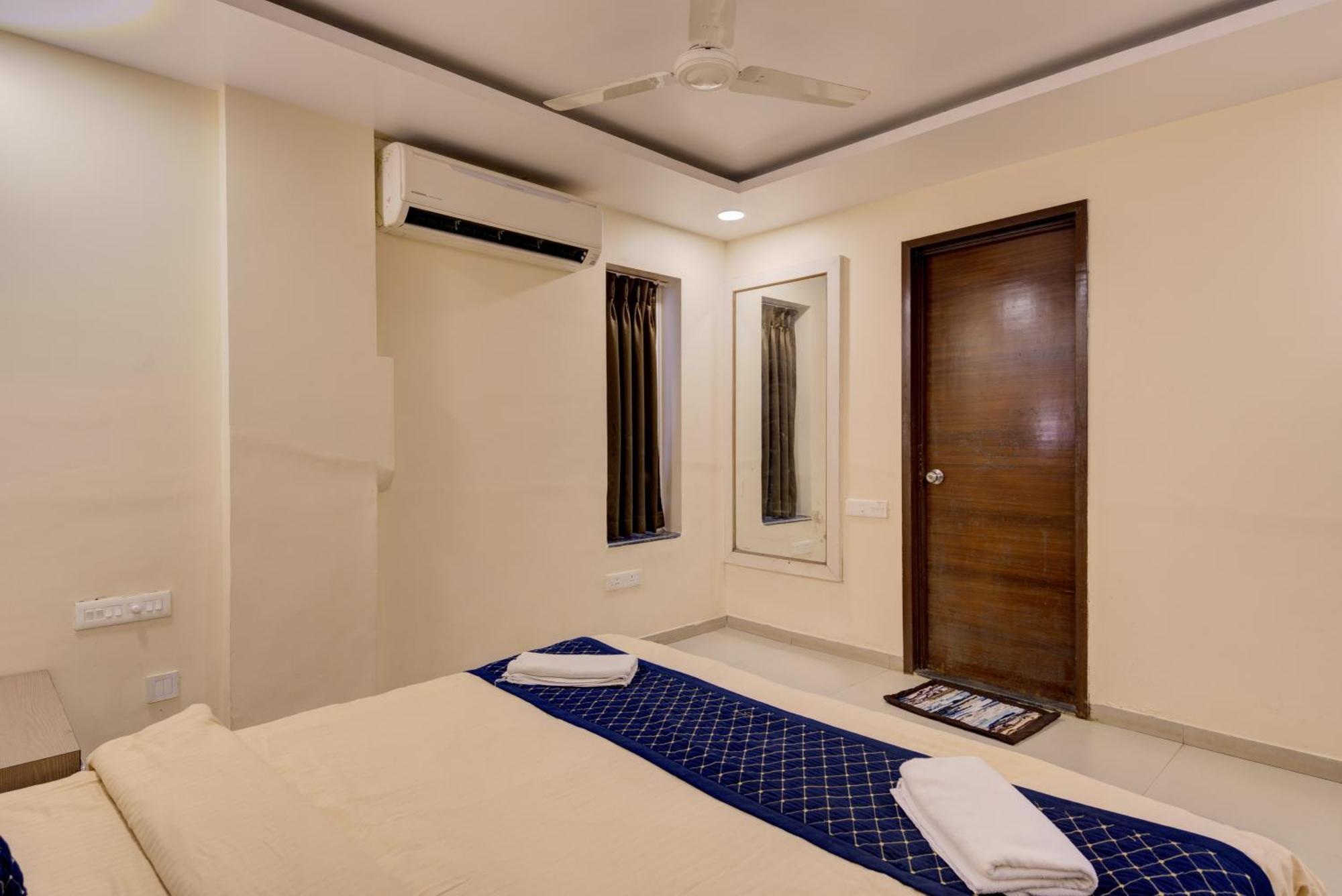 Aparthotel Eternal Wave By Happyinch à Calangute Extérieur photo